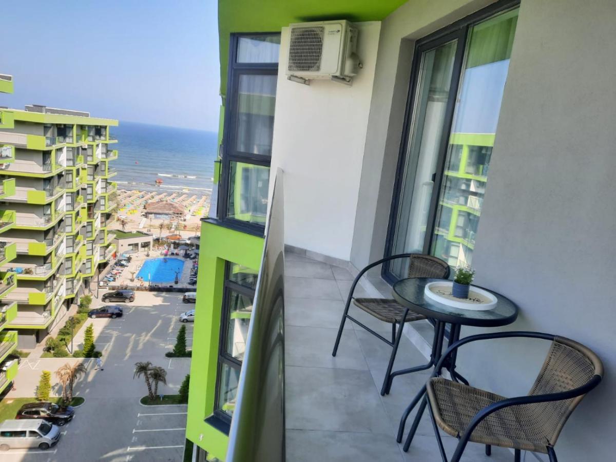 Apartament Rebeca Lux by Alezzi Beach Resort Năvodari Exterior foto